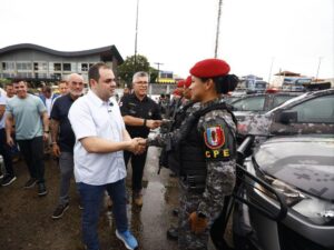 Leia mais sobre o artigo Governador Roberto Cidade lança segunda fase da Operação Segurança Presente com reforço de efetivo para os 61 municípios do interior