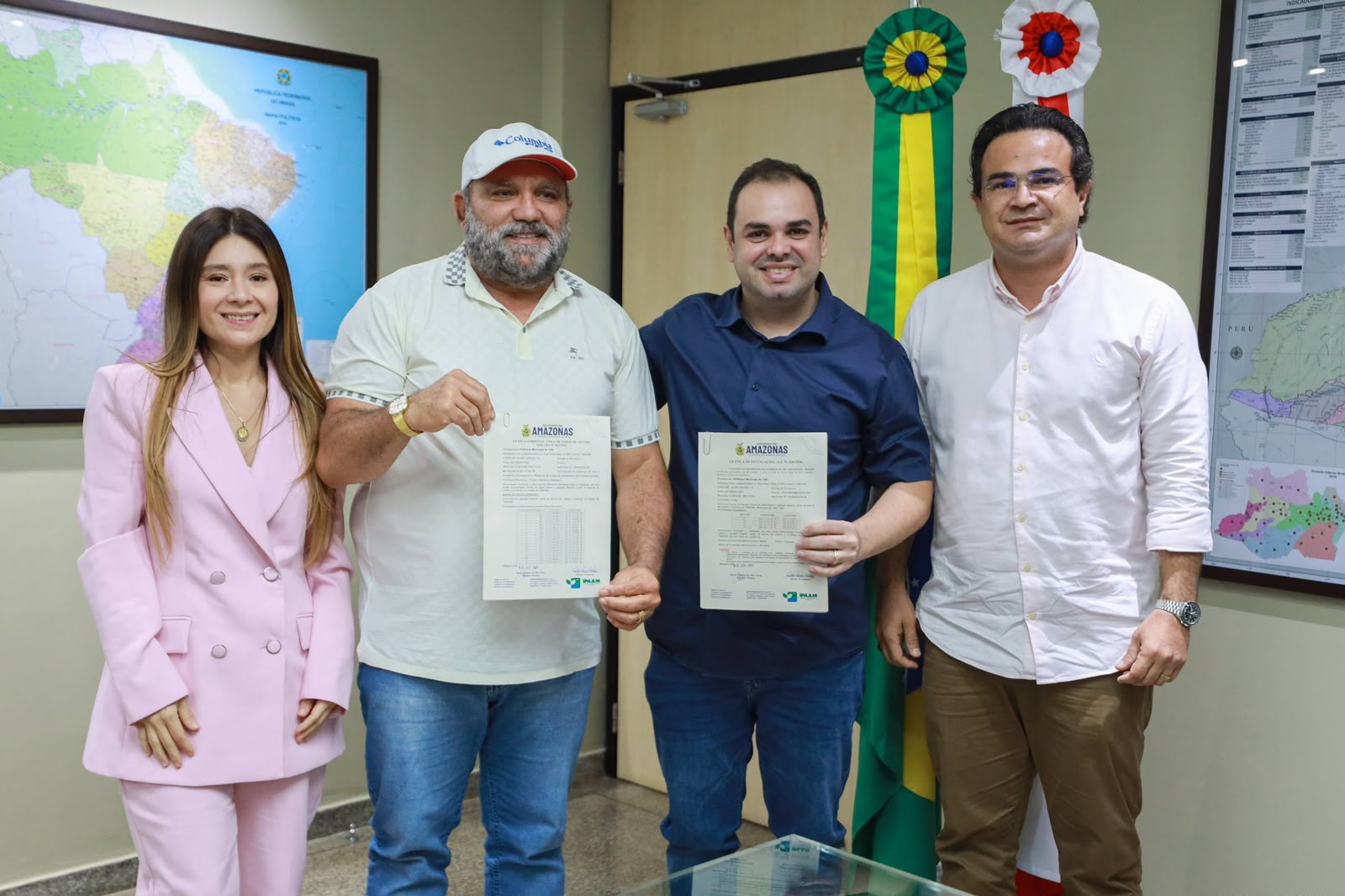 No momento, você está visualizando Governador Roberto Cidade concede licença para início das obras da Ponte do Abial, em Tefé