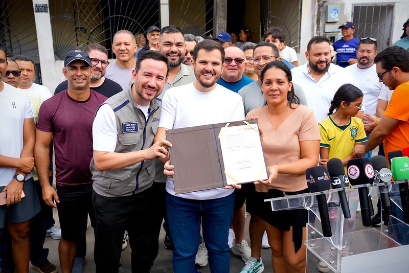 No momento, você está visualizando Prefeito Renato Junior anuncia reforma de mais 300 residências pelo programa ‘Casa Manauara’ e devolve dignidade às famílias em vulnerabilidade social