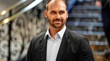 Eduardo Bolsonaro: Departamento de Estado dos EUA classifica condenação como ‘perseguição jurídica’