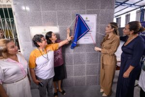 Leia mais sobre o artigo Primeira-dama Thaisa Cidade visita Centro Social São Benedito, contemplado com recursos do FPS para qualificação profissional