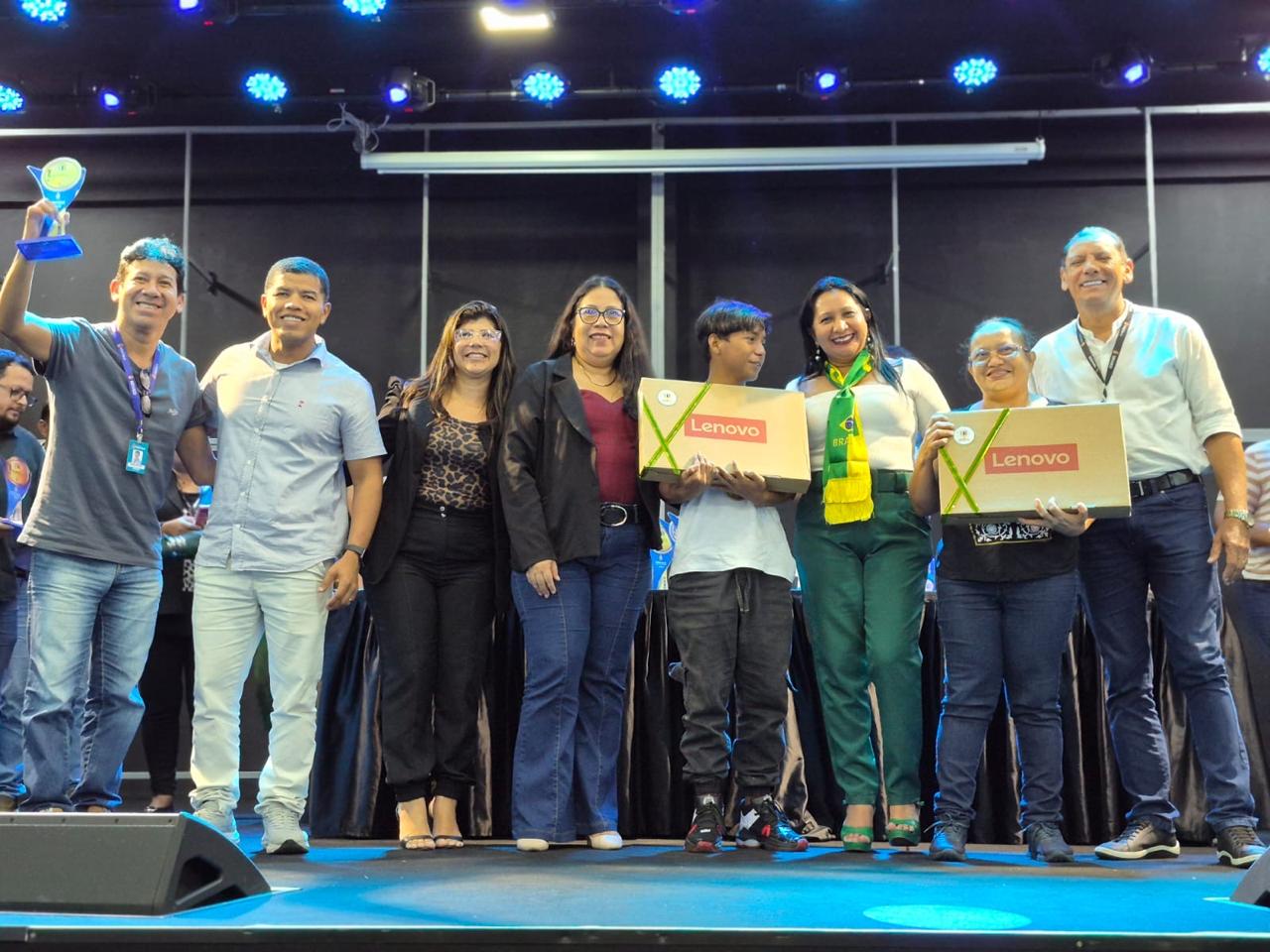 No momento, você está visualizando Alunos e professores são premiados na 19ª edição da Olimpíada de Matemática da EJA