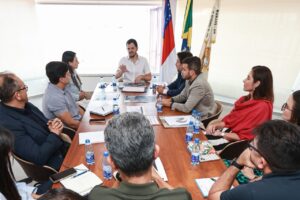 Leia mais sobre o artigo Prefeito Renato Junior discute expansão dos serviços e melhorias em obras com a Energisa para ampliar atendimentos de demandas da população