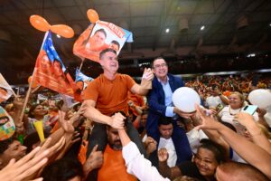 Leia mais sobre o artigo AVANTE REÚNE 12 MIL PESSOAS E TRANSFORMA LANÇAMENTO DE AUGUSTO CURY NA MAIOR MOBILIZAÇÃO POLÍTICA DA PRÉ-CAMPANHA NO AMAZONAS