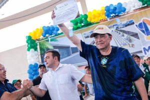Leia mais sobre o artigo Eduardo Braga entrega obras em Manaquiri e reforça que avanço da BR-319 abrirá novas oportunidades para o município