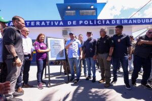 Leia mais sobre o artigo Em Iranduba, governador Roberto Cidade inaugura delegacia revitalizada e ampliada
