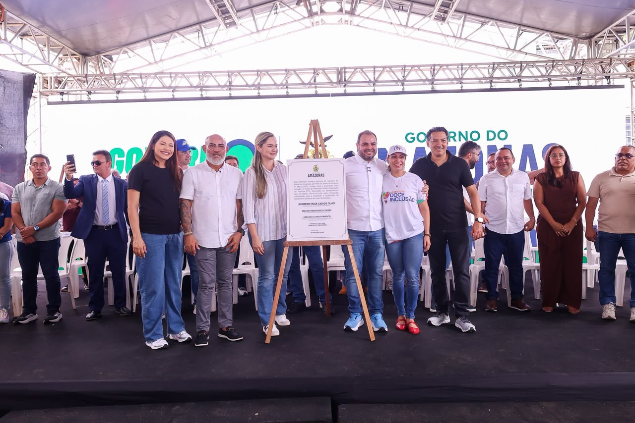 No momento, você está visualizando Governador Roberto Cidade leva serviços e entregas do Governo Presente para Itacoatiara