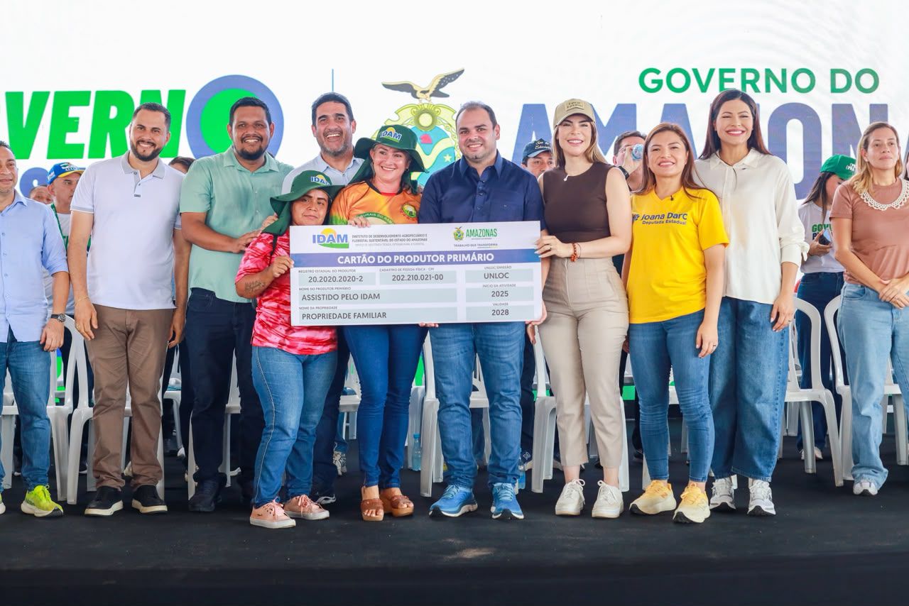 No momento, você está visualizando Governador Roberto Cidade leva ações do Governo Presente para Manacapuru