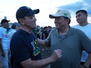 Leia mais sobre o artigo Eduardo Braga entrega três portos simultaneamente em marco histórico para o Amazonas