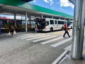 Leia mais sobre o artigo Prefeitura de Manaus realiza revitalização da estação Parque das Nações e amplia conforto e segurança dos passageiros