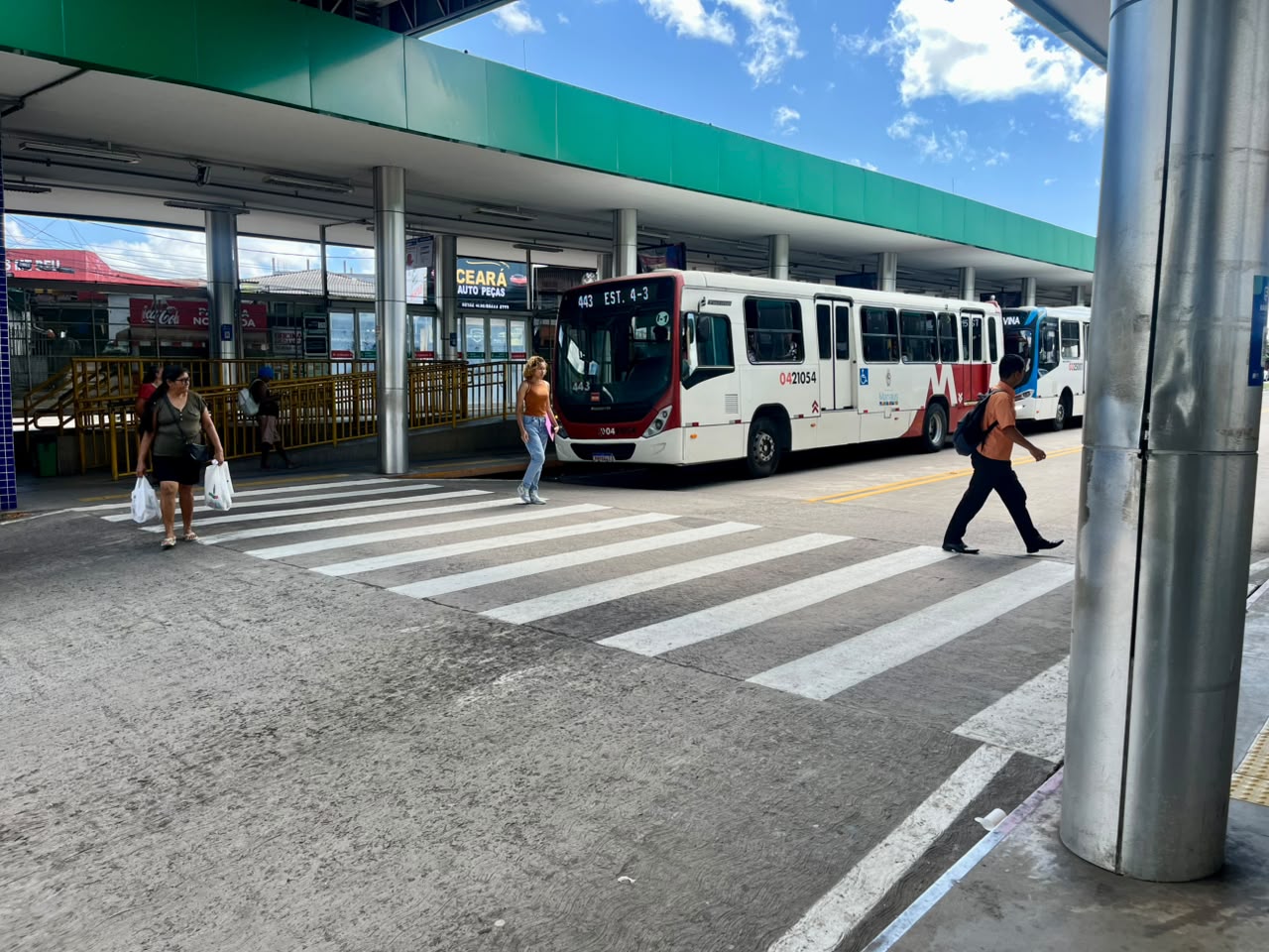No momento, você está visualizando Prefeitura de Manaus realiza revitalização da estação Parque das Nações e amplia conforto e segurança dos passageiros