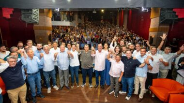 Eduardo Braga participa da apresentação do Plano Estratégico lançado por Omar Aziz e defende prioridade para a saúde pública