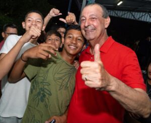 Leia mais sobre o artigo Nova pesquisa confirma Omar na liderança para o Governo do Amazonas com ampla vantagem no interior