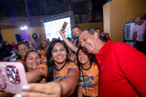Leia mais sobre o artigo Omar defende que governo volte a distribuir casas a quem precisa em Manaus e no interior do Amazonas