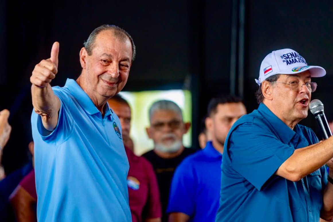 No momento, você está visualizando Em grande evento no Novo Aleixo, Omar propõe retomar construção de casas e ampliar acesso à moradia na capital e no interior