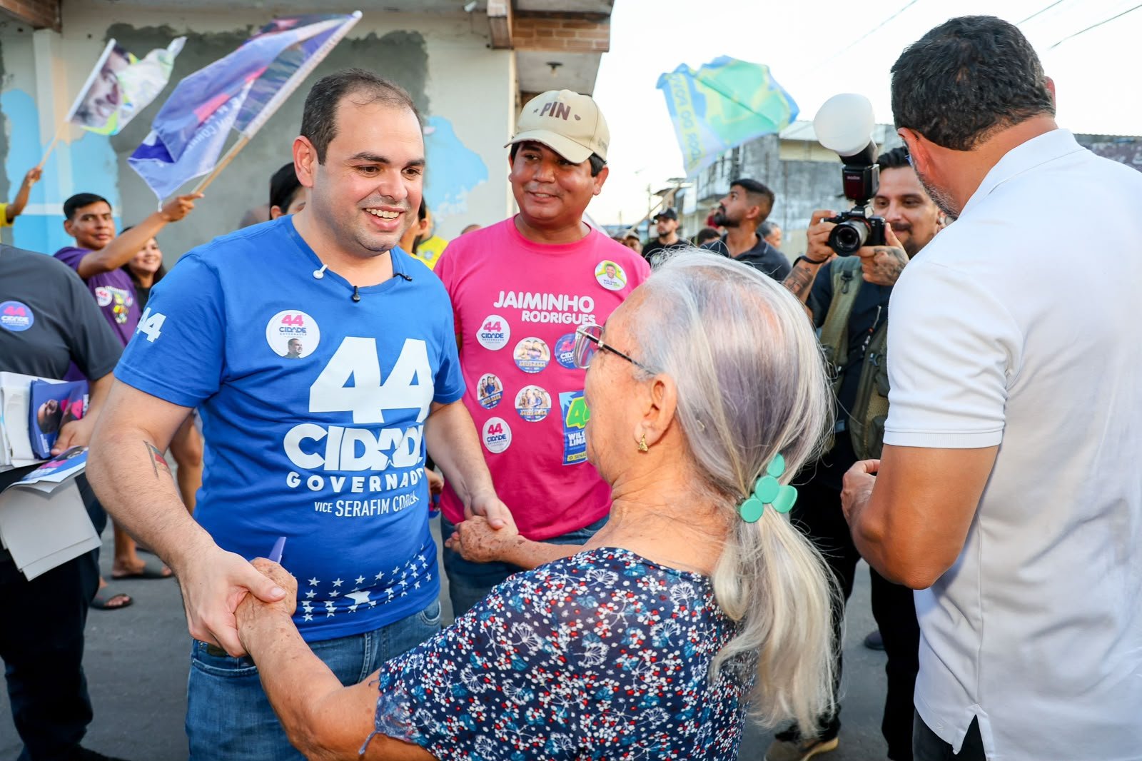 No momento, você está visualizando Roberto Cidade reforça presença nas ruas e amplia diálogo com a população