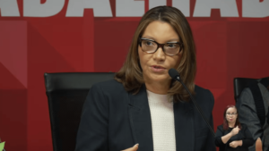 Leia mais sobre o artigo Janja cobra governistas por avanço de PL da misoginia antes das eleições