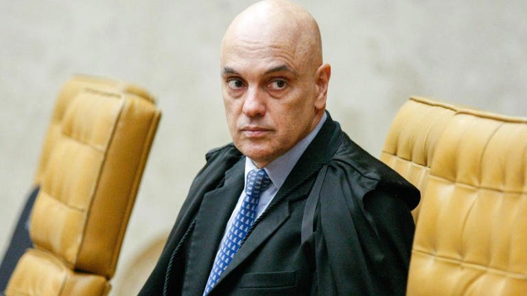 No momento, você está visualizando Decisão de Moraes sobre sigilo da fonte não tem fundamentos, diz advogado