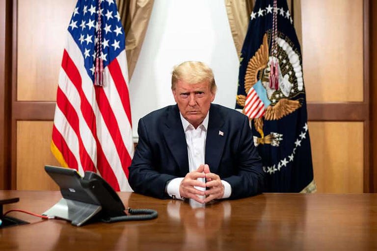 No momento, você está visualizando EUA: Trump ameaça impor estado de emergência para controlar eleições