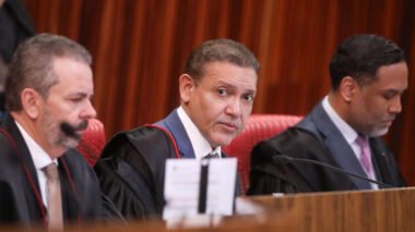 Nunes Marques vota contra pedido do PT para aumentar seu fundo eleitoral