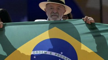 Pesquisa BTG/Nexus mostra Lula vencendo em todos os cenários e com 50% dos válidos na espontânea
