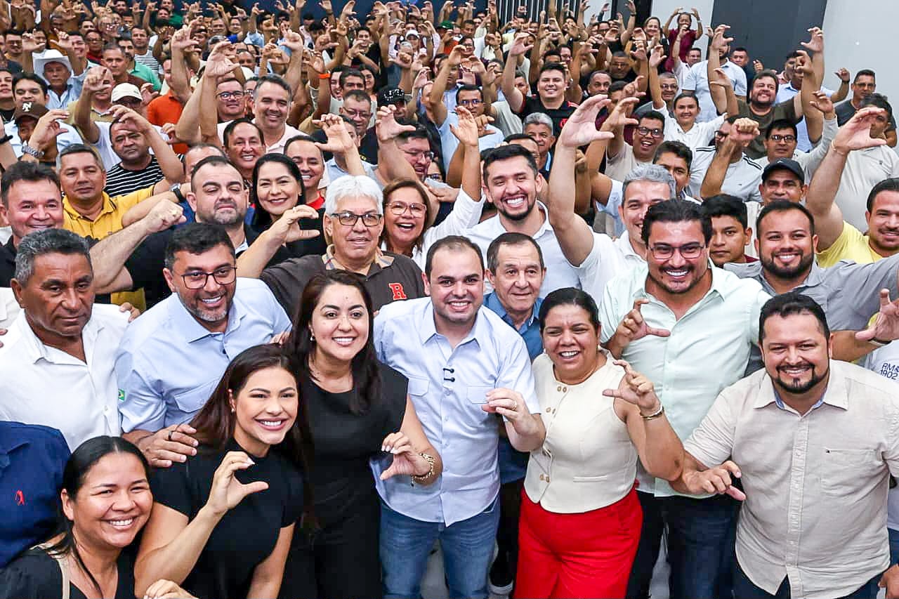 No momento, você está visualizando Roberto Cidade reúne 250 lideranças e amplia força política da União pelo Amazonas