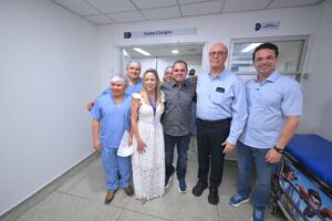 Leia mais sobre o artigo Governador Roberto Cidade visita Hospital Francisca Mendes e conhece tecnologia utilizada em cirurgias cardíacas pediátricas
