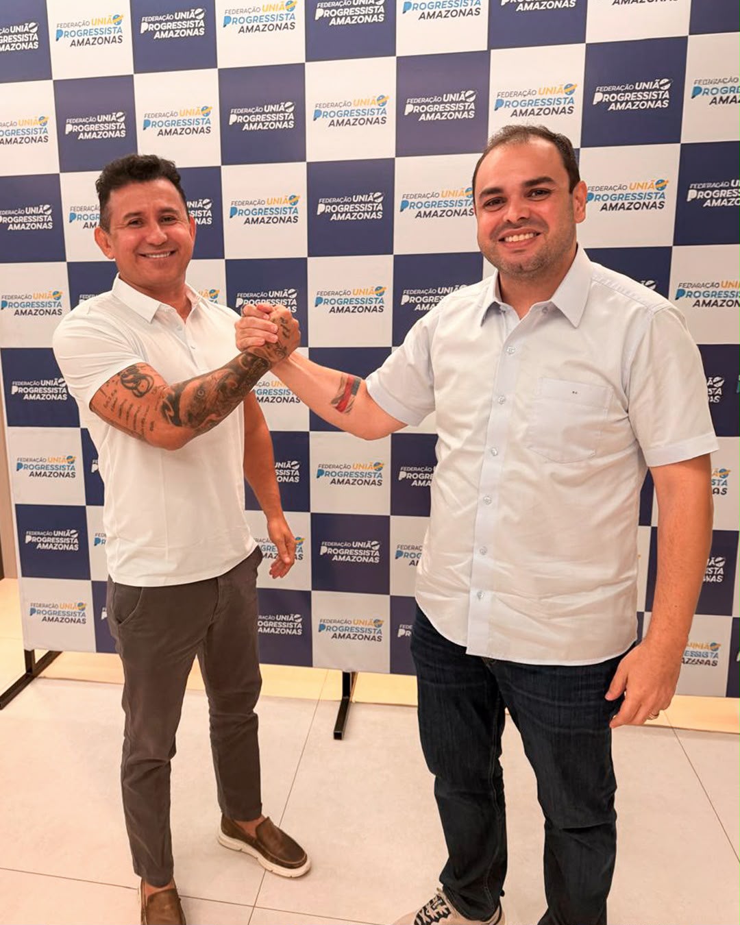 No momento, você está visualizando Apoio de Dr. Júnior ex-prefeito de Juruá, amplia força de Roberto Cidade e mexe no cenário político do interior