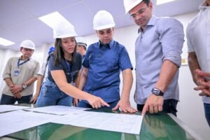 Leia mais sobre o artigo Governador Roberto Cidade vistoria obras que ampliam e modernizam estrutura do SPA São Raimundo
