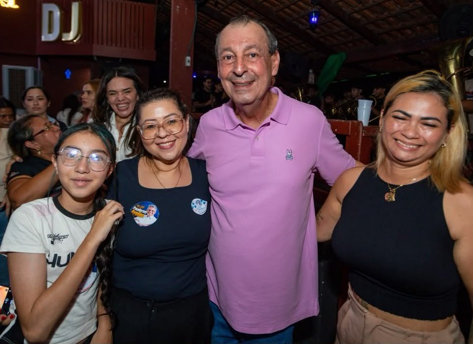 No momento, você está visualizando No dia do seu aniversário, Omar vai ao Novo Aleixo e fala sobre projeto de casas populares para quem precisa
