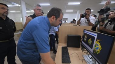 Governador Roberto Cidade acompanha conclusão das obras de modernização do Ciops
