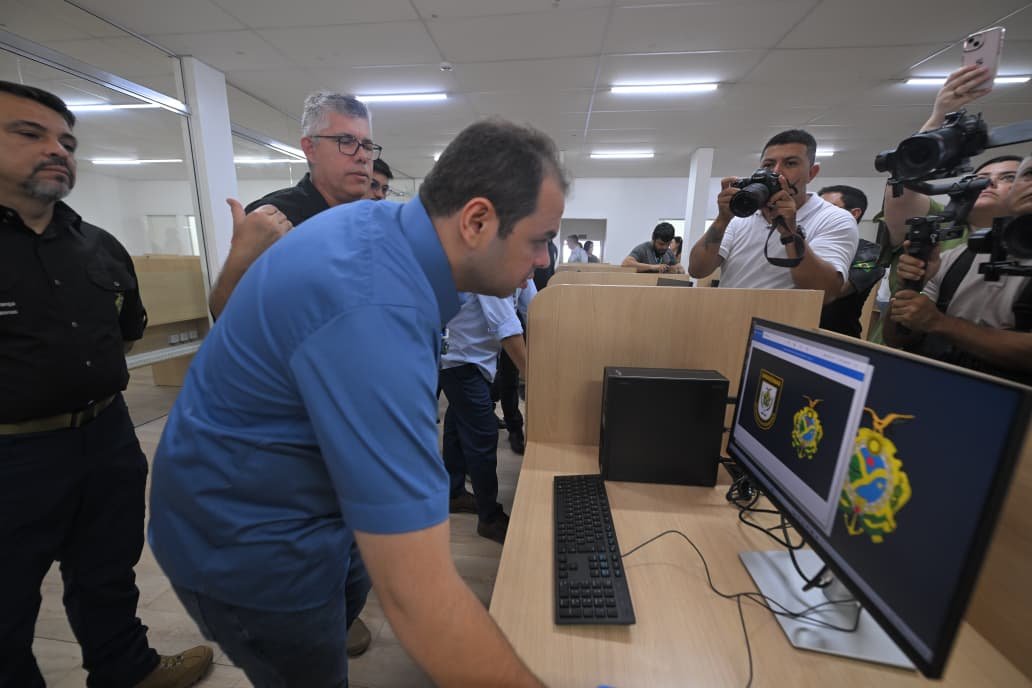 No momento, você está visualizando Governador Roberto Cidade acompanha conclusão das obras de modernização do Ciops