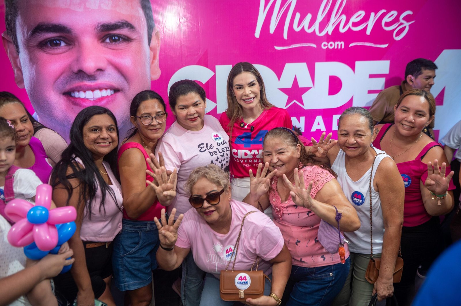 No momento, você está visualizando Thaisa Cidade leva propostas da coligação ‘União pelo Amazonas’ para mulheres da zona sul de Manaus