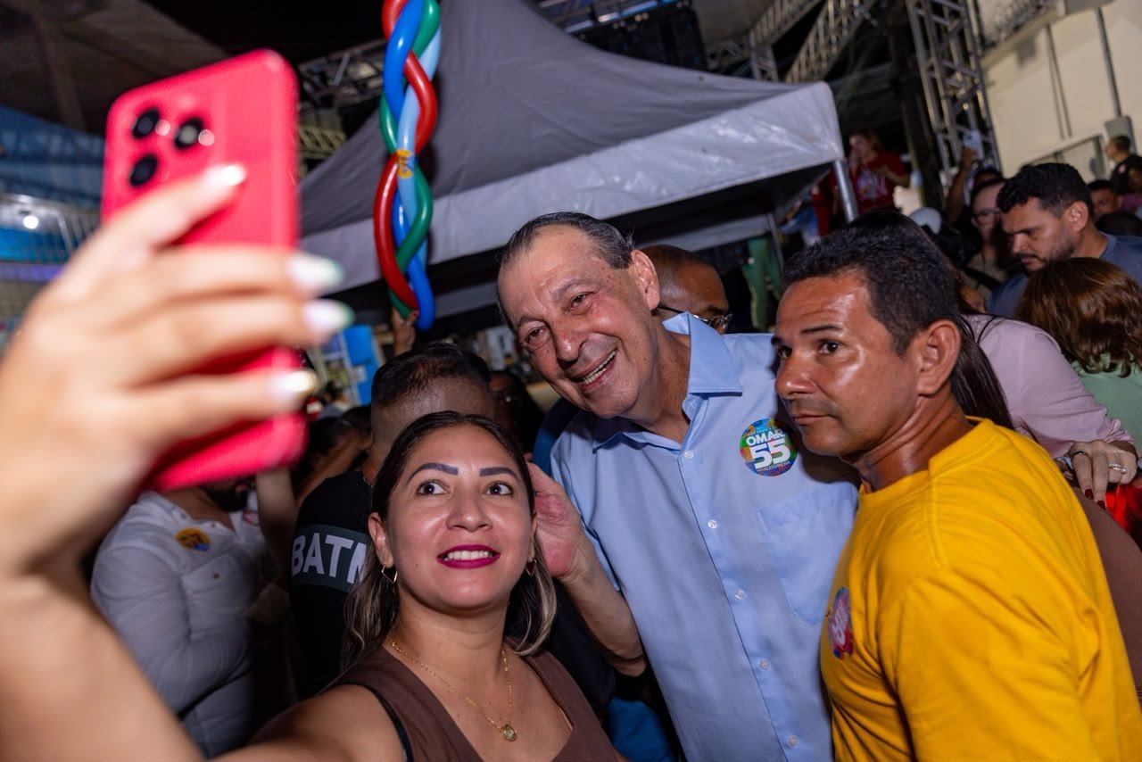 No momento, você está visualizando Omar propõe transformar ocupações consolidadas em moradia regularizada no Amazonas
