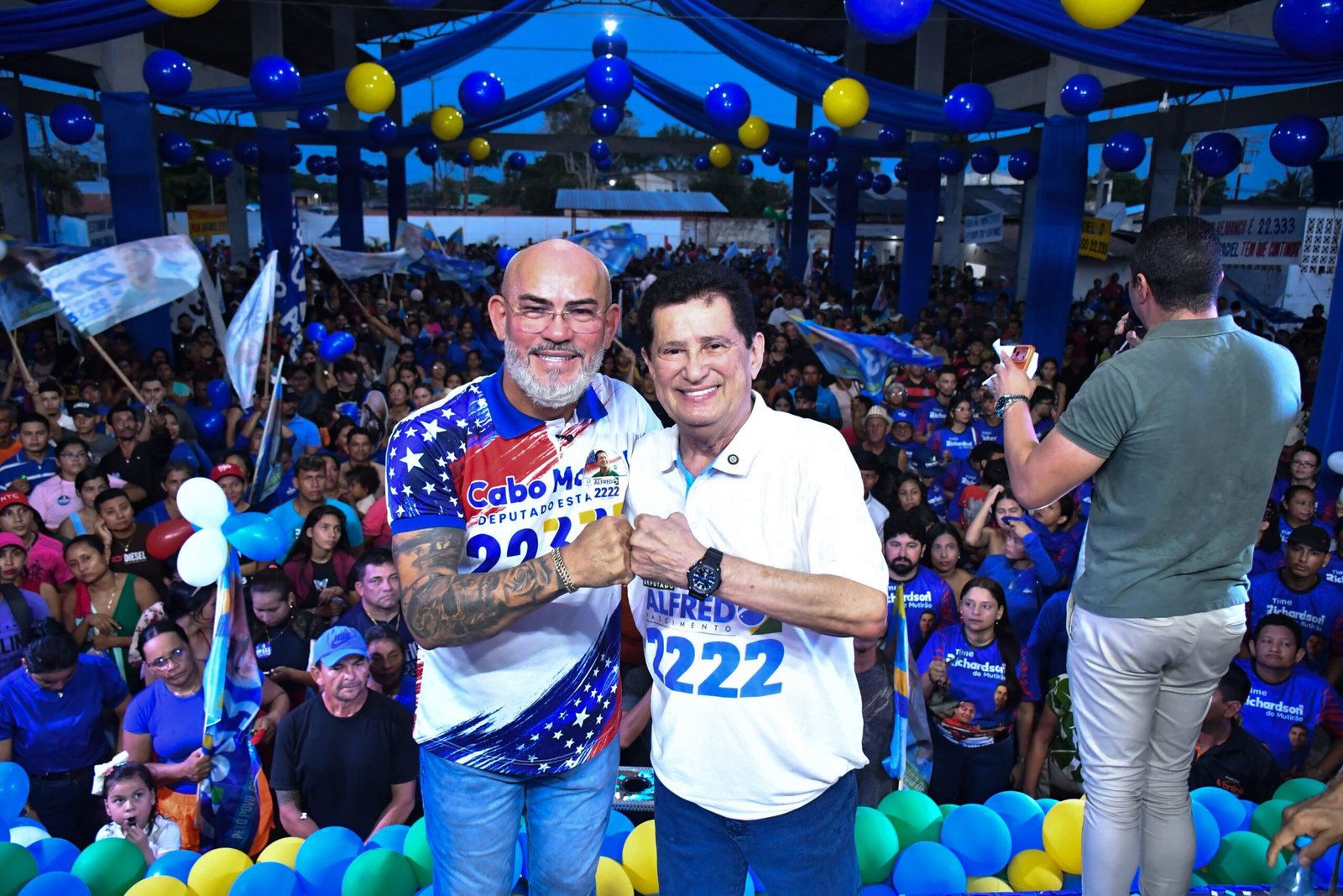No momento, você está visualizando Alfredo Nascimento e Cabo Maciel reúnem mais de 5 mil pessoas em lançamento de campanha em Itacoatiara