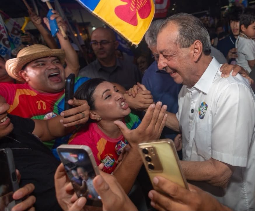 No momento, você está visualizando Omar planeja construir 40 mil casas e priorizar mulheres como donas dos imóveis