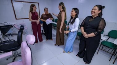 Thaisa Cidade acompanha ação de qualificação profissional para mulheres em situação de vulnerabilidade