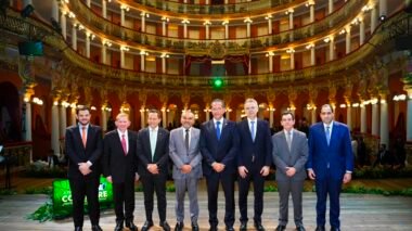 Prefeito Renato Junior destaca construção de Justiça próxima ao povo durante abertura do XXI Consepre no Teatro Amazonas