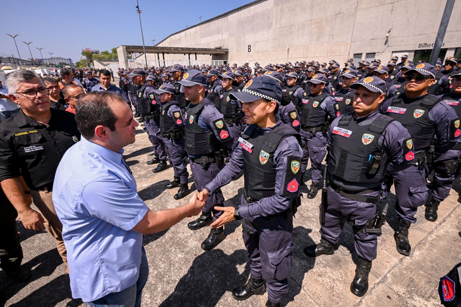 No momento, você está visualizando Governador Roberto Cidade lança Operação Bairro Seguro e Ocupação e reforça efetivo com mais de 500 alunos soldados