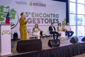 Leia mais sobre o artigo Thaisa Cidade acompanha abertura do 13º Encontro de Gestores do Amazonas