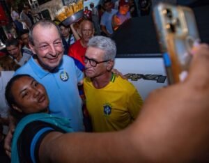 Leia mais sobre o artigo Omar vai construir três novos Centros de Convivência da Família em Manaus e mais 35 no interior