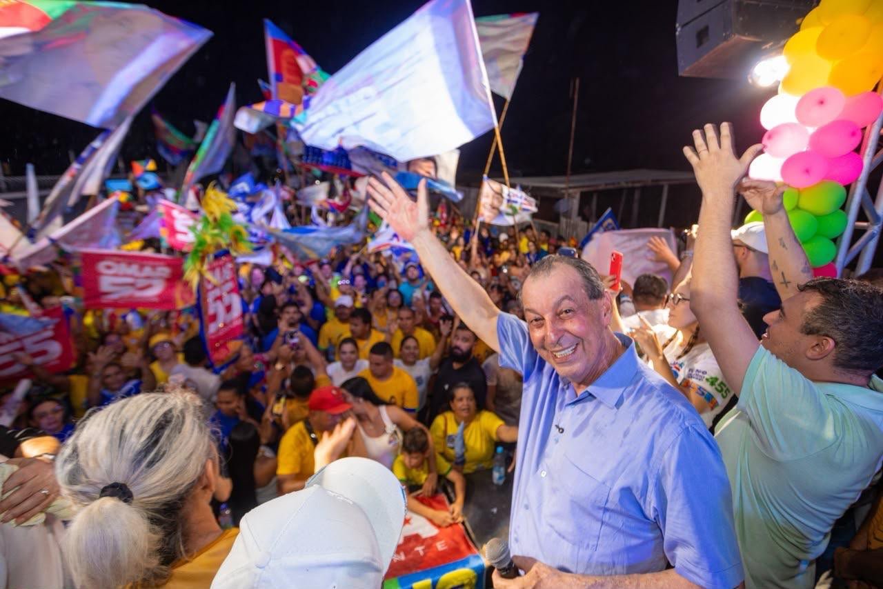 No momento, você está visualizando Em Novo Airão, Omar defende turismo como caminho para gerar emprego e renda
