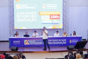 Leia mais sobre o artigo Prefeito Renato Junior lança Programa Bolsa Universidade 2027 e amplia acesso ao ensino superior para pessoas de baixa renda
