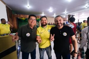 Leia mais sobre o artigo Alfredo Nascimento leva propostas para fortalecer o interior do Amazonas