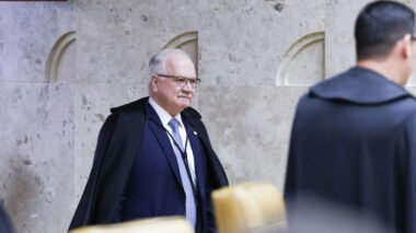 Fachin cancela reunião com dirigentes da OAB em meio à crise no STF