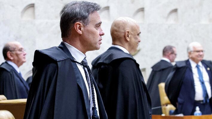 No momento, você está visualizando Como cada ministro deve votar na sessão histórica que vai analisar elo de Moraes com Vorcaro?