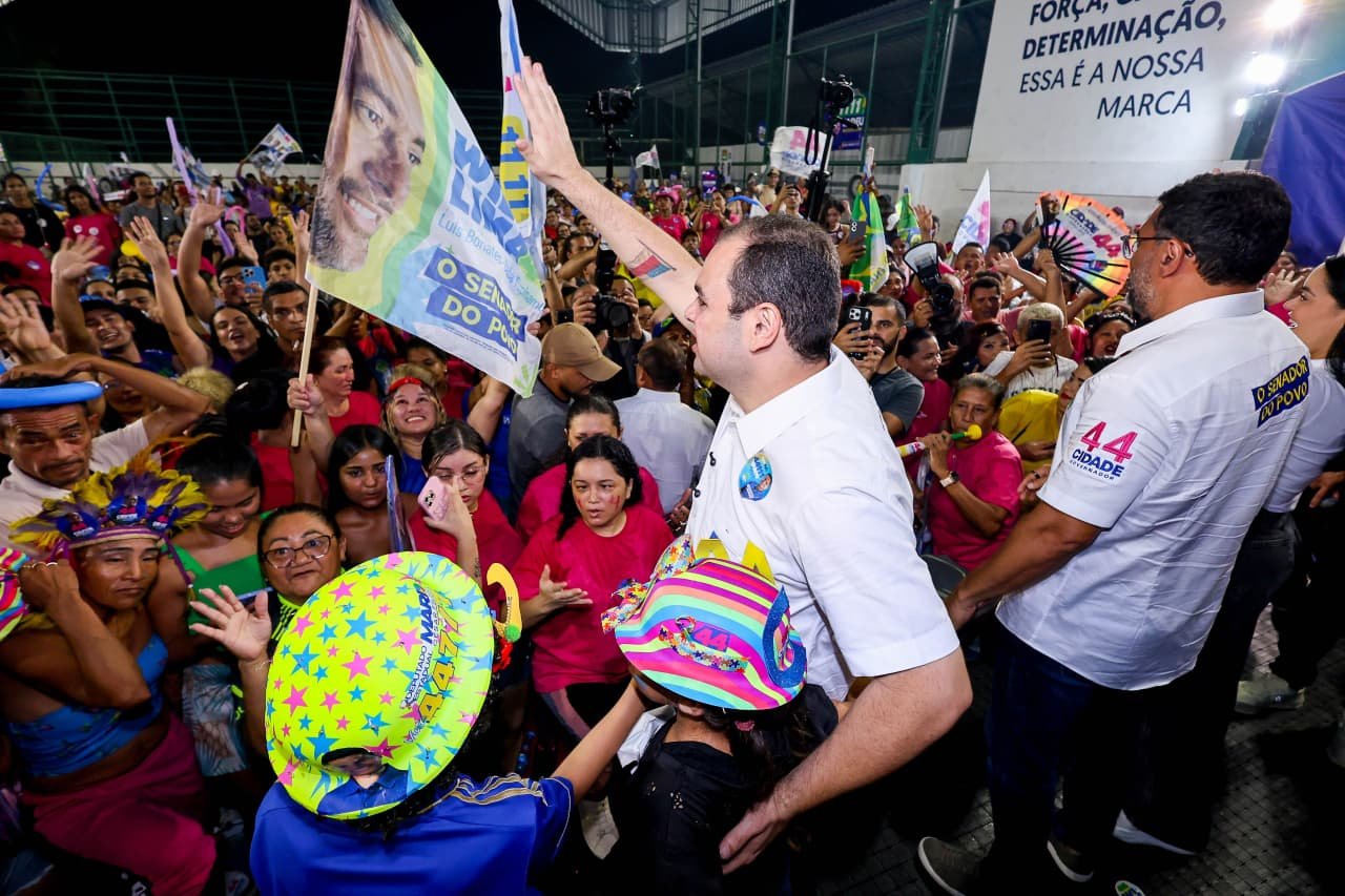 No momento, você está visualizando Em Manaus, Roberto Cidade mobiliza mais de 6 mil apoiadores em reuniões sobre educação, segurança e inclusão