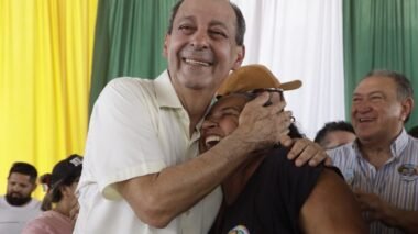 Omar Aziz propõe aulas de reforço para para melhorar aprendizagem de estudantes da rede pública no Amazonas