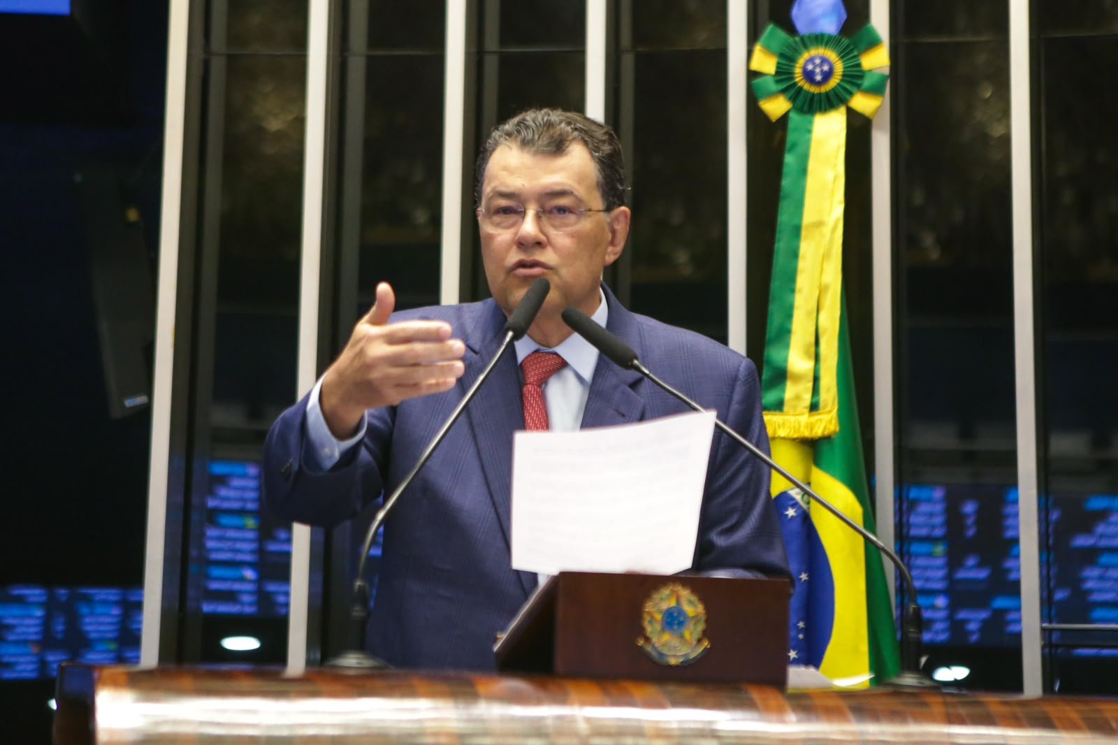 No momento, você está visualizando Lula sanciona lei relatada por Braga que pode impulsionar a indústria mineral no Amazonas