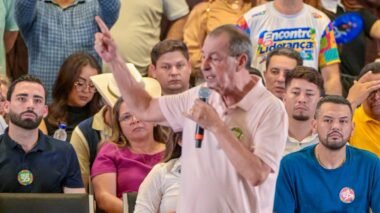 Com Manaus encoberta por fumaça, Omar destina emenda e governo do estado não compra avião de combate a incêndios